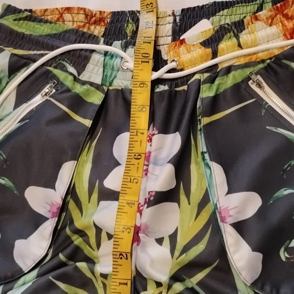 Fashion Nova Woman's Tropical Floral & Pineapple Print Pants, Size: L - Picture 14 of 14